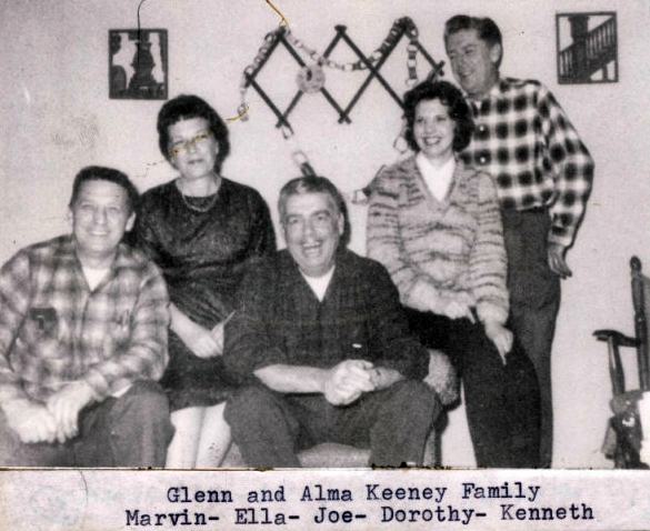 GlennKeeneyFamily.jpg (454544 bytes)